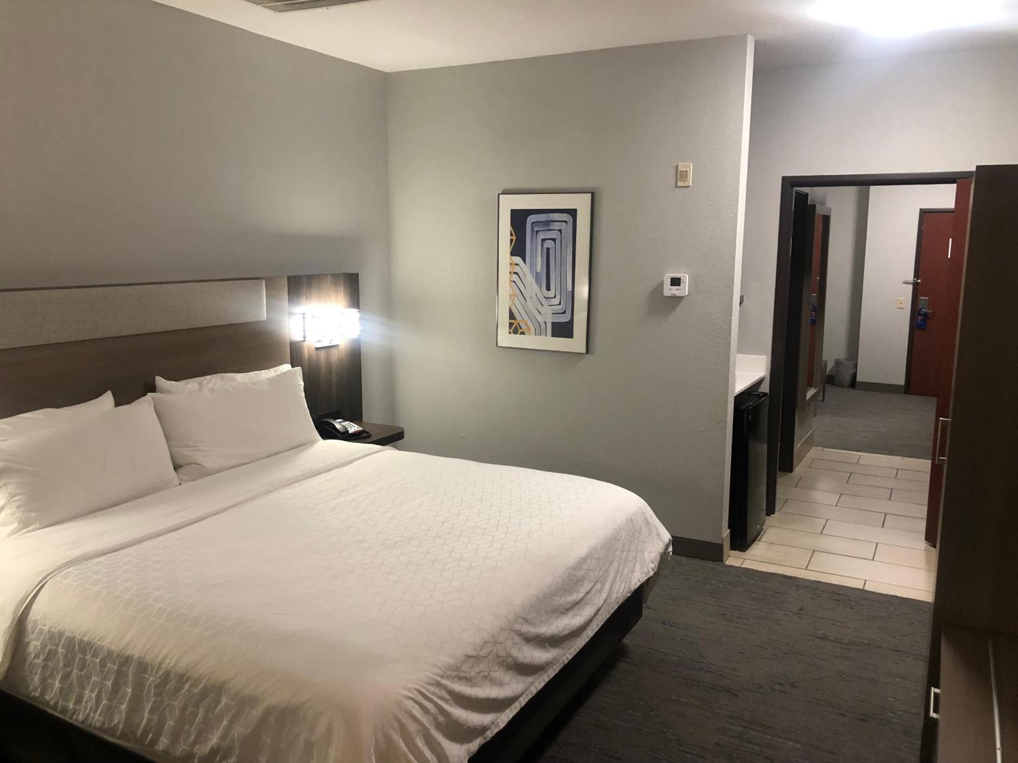 Holiday Inn Express Hotel & Suites Woodward Hwy 270 By Ihg Exterior photo